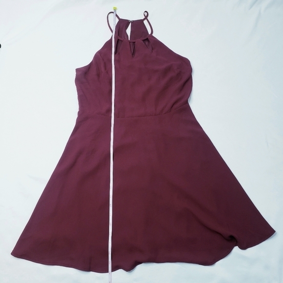 NWT Express Halter Fit & Flare Cutout Dress Burgundy Size 8 - Picture 8 of 10